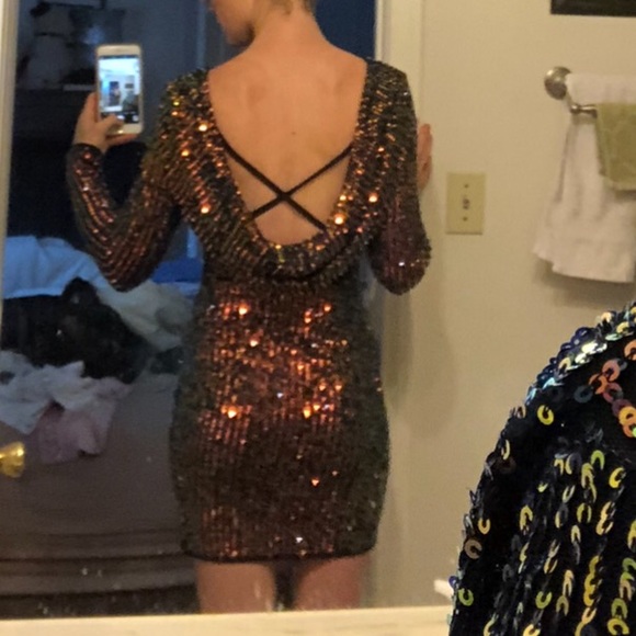 Gorgeous formal cocktail dress! - Picture 4 of 9